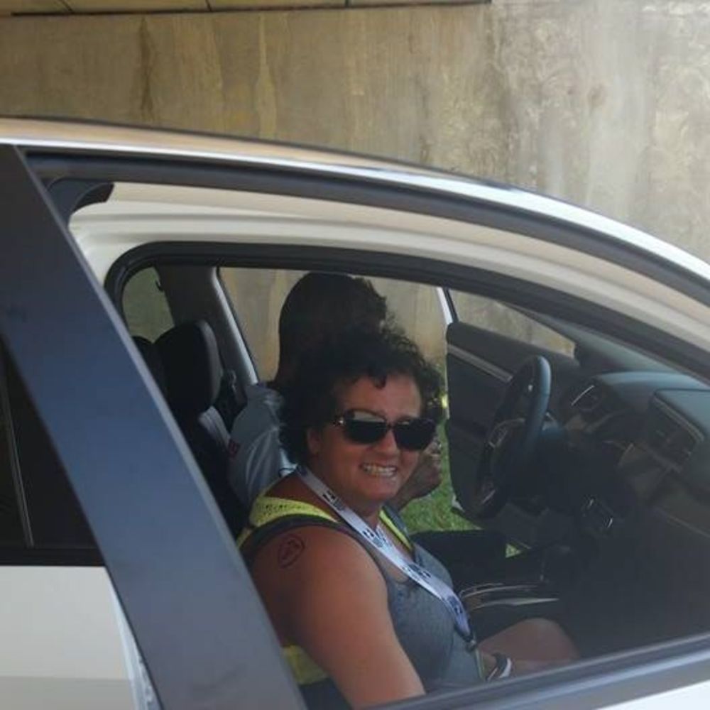 Meet your Posher, Della